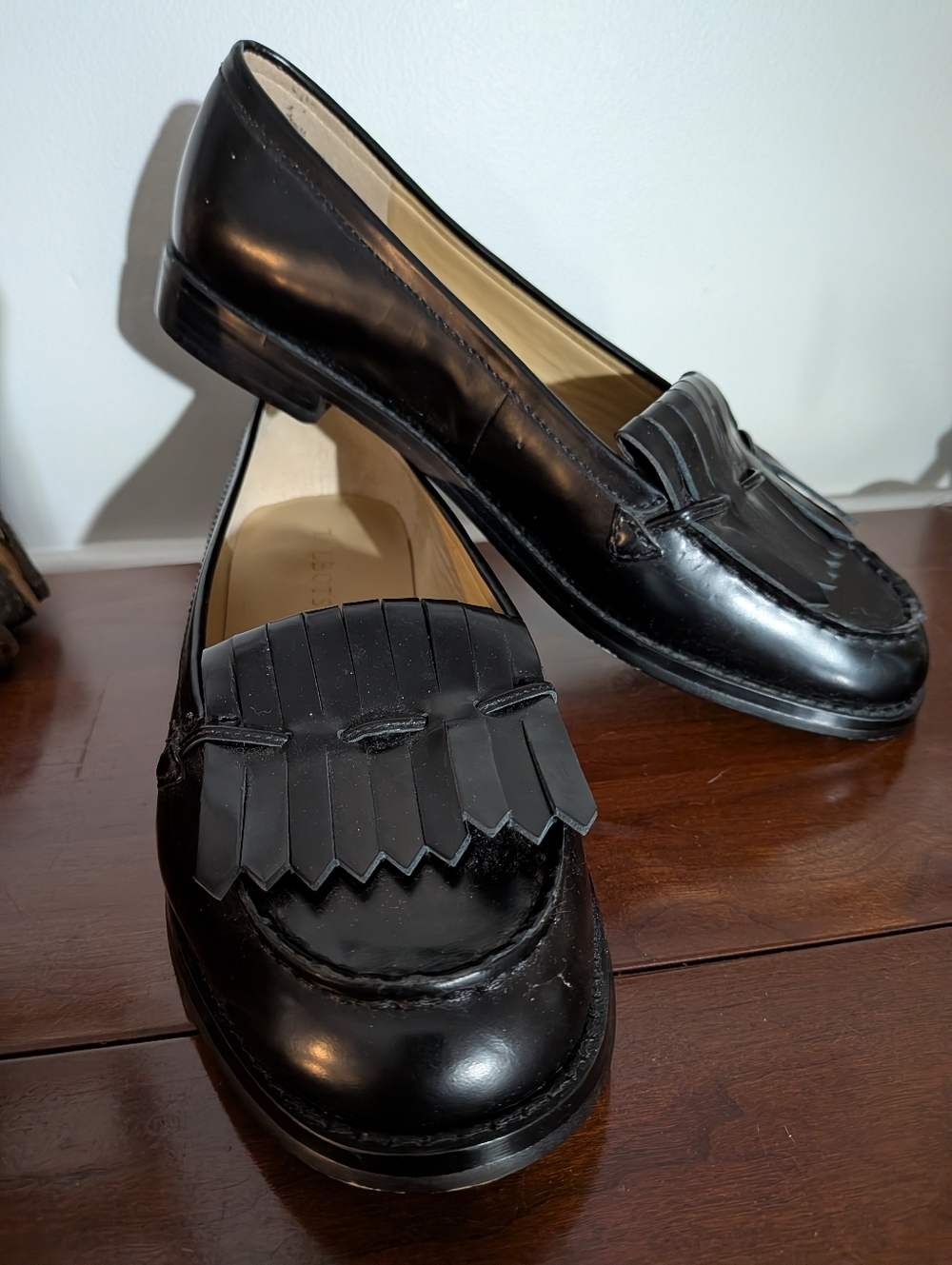 Talbots Womans Black Leather Kiltie Loafers  Size 8.5M